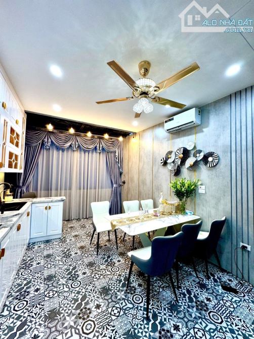 HIẾM (HOI) NHÀ PHÂN LÔ KIM NGƯU, NGÕ NÔNG Ô TÔ TRÁNH. DT 48m2 - MT 5m. GIÁ 12,5 TỶ. - 3