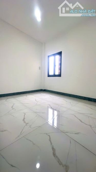 SIÊU PHẨM NHÀ 2 TẦNG MỚI ĐẸP LUNG LINH - NGAY TỈNH LỘ 10 - GIÁP Q6 -  HẺM 3M - NHỈNH 2 TỶ - 3