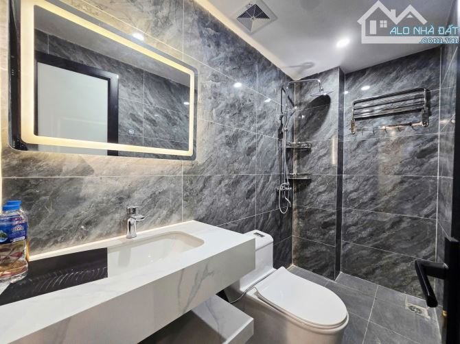 Nhà đẹp Hoàng Hoa Thám, Ba Đình - Lô góc - Ô tô đỗ cửa - Pháp lý chuẩn - DT 50m*5T - 3