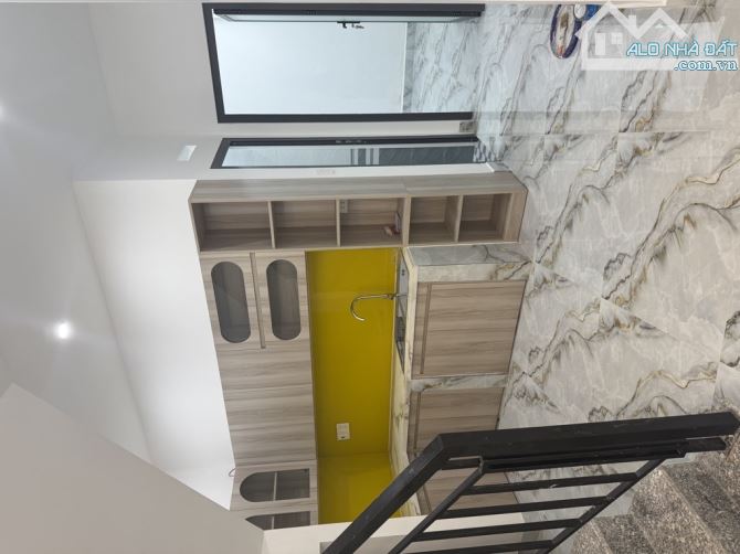 ÂU DƯƠNG LÂN - QUẬN 8 - HẺM XE TẢI TRÁNH - NHỈNH 6ty - 3