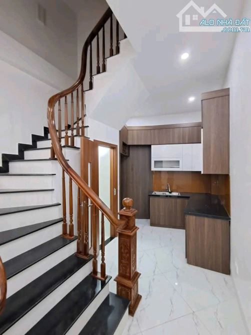 nhà đẹp cách hồ linh quang 50m lô góc, nhà 5 tầng, giá chỉ 9.3 tỷ - 3
