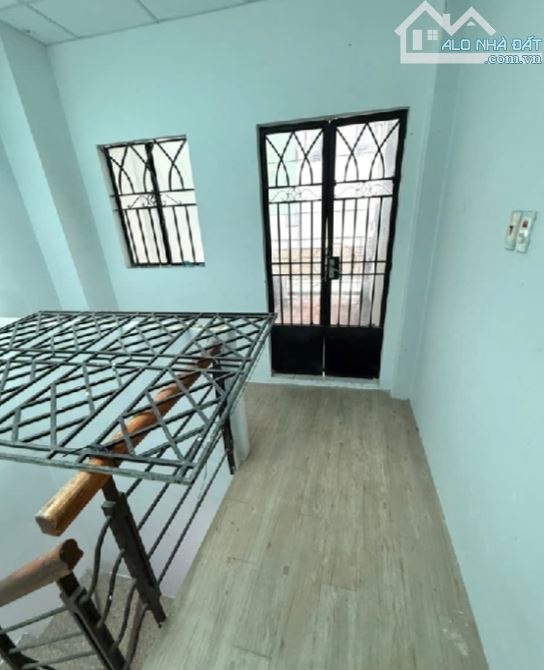 CMT8 giáp Tô Hiến Thành quận 3 _ Khu dân cư sầm uất - 3