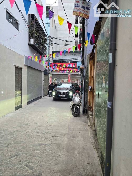 Bán nhà Trần Cung, 5 tầng thang máy, nội thất cao cấp, ô tô vào nhà, gần Công Viên - 3