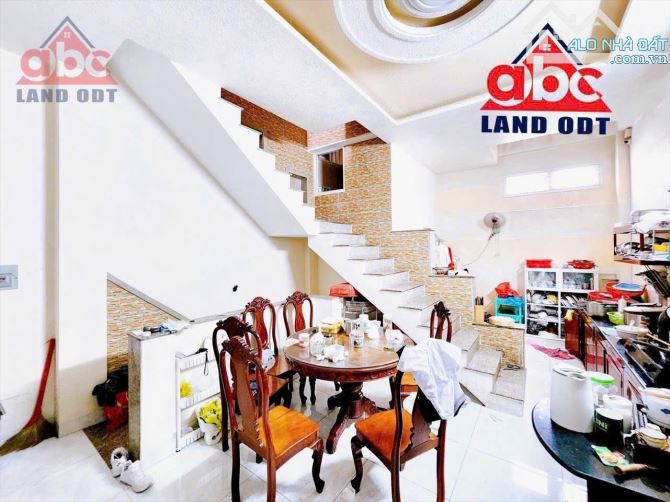 NP079 BÁN NHÀ 2 LẦU 1 TRỆT , P TÂN HOÀ. BIÊN HÒA  GIẢM 6,3 TỶ. CÒN 5 TỶ 490TR ____________ - 3