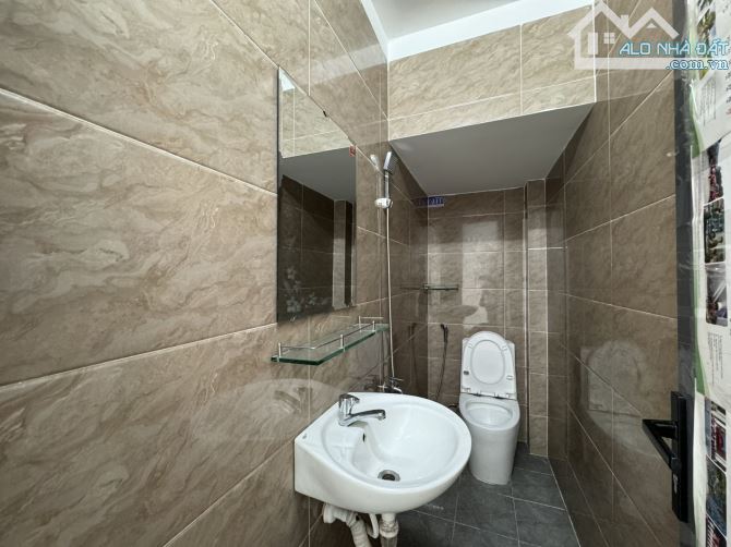 🏡Bán nhà 3 tầng mới mặt tiền đường số 4 Thích Quảng Đức gần vòng xoay Phong Châu, đường r - 3