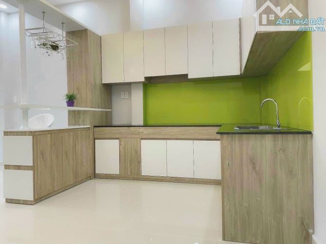 Bán nhà 1 trệt 1 lầu hẻm thông xe hơi đường 385 Lê Văn Việt giá 6,5 tỷ/ 61m2 - 3