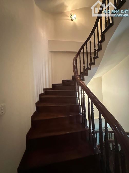 Lô góc cực hiếm 2 thoáng TT Cầu Giấy🌹Phân lô oto tránh kinh doanh, 60m2 - 4T - MT7.1m - 3