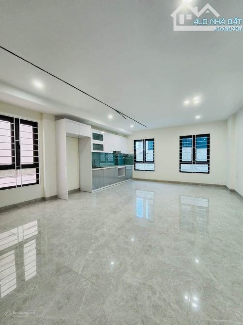 bán tòa văn phòng 10 tầng ngã tư nguyễn trãi,thanh xuân ,lô góc 2 mặt tiền,dt 200m,54.5tỷ - 3
