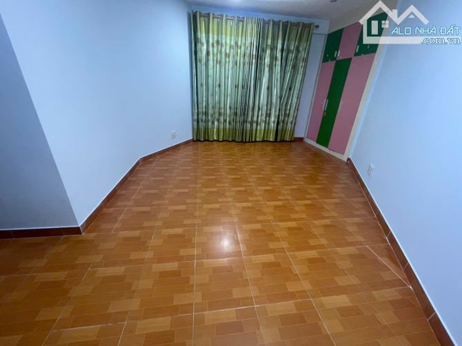 Cho thuê căn hộ quận 7. dt 130m, 3pn, giá chỉ 12tr/tháng - 3