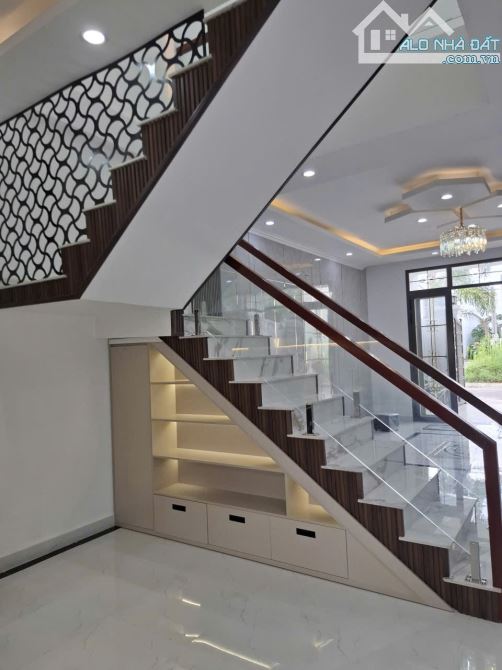 MẶT TIỀN ĐƯỜNG NỘI BỘ KHU DÂN CƯ - 3