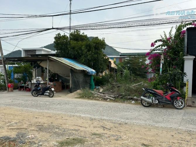 Bán đất Diên Phú thôn 1 mặt đường bờ kè thoáng mát - 3