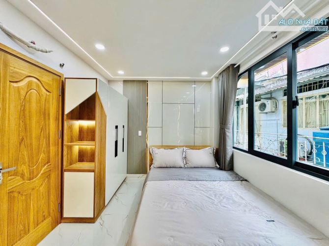 NHÀ MỚI CÁCH MT 15m TRUNG TÂM PHÚ NHUẬN NGAY HUỲNH VĂN BÁNH 4T6 - 3