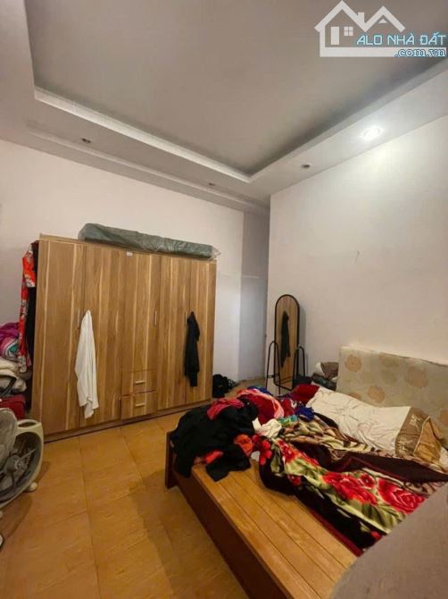 KHÂM THIÊN - DT 121M2 x 4T - MT 4,5M - 18,4 TỶ - LÔ GÓC - NGÕ THÔNG - DÂN CƯ SẦM UẤT - 3