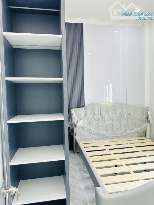Nhà mới xây Diên An chỉ để du lịch, xung quanh đẹp như tranh làng quê - 3