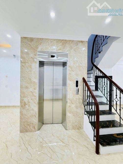 NHÀ MỚI - OTO 4 CHỖ VÀO NHÀ - 7 TẦNG THANG MÁY - NGÕ THÔNG - HÀNG XÓM KĐT ĐẠI KIM - 3