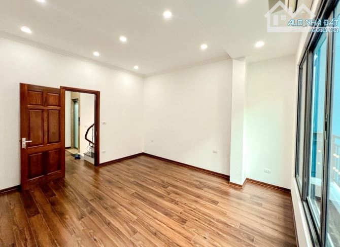Nhà Đẹp Cổ Nhuế - Ngõ Thông - Gần Mặt Phố - 50m2 - 4 Tầng, 4 Ngủ - Tiện Ích Ngập Tràn - 3