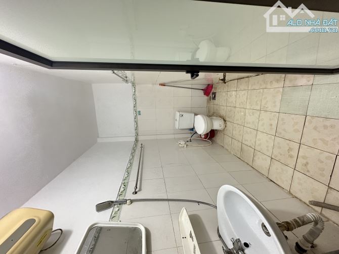 Nhà giá rẻ ngõ đường 19/5 dân xây còn ở tốt - 3