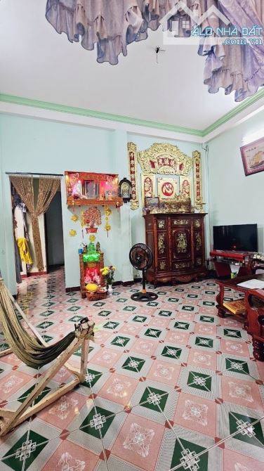 BIỆT THỰ GẦN ĐƯỜNG HOÀNG DIỆU 2 - 212M2 NGANG KHỦNG 10M - ĐỐI DIỆN CÔNG VIÊN - CHỈ 12.9 Tỷ - 3