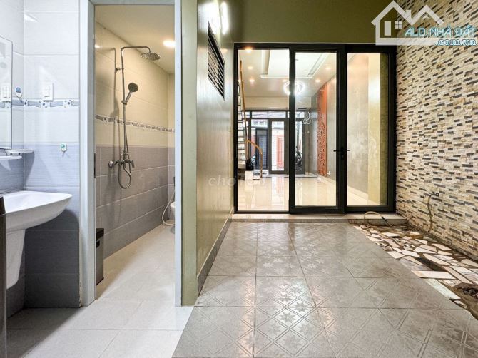 Bán nhà hẻm ĐHT 05,1T2L 4PN4WC dt 5x23m GẦN NGÃ TƯ AN SƯƠNG. Giá 6.7 tỷ - 3