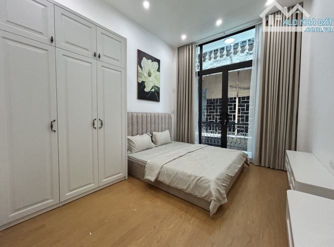 HIẾM - BÁN NHÀ PHÂN LÔ PHỐ NÚI TRÚC 30M2 - 5 TẦNG - 3.5M MẶT TIỀN - 7.4 TỶ - CỰC GẦN PHỐ - 3