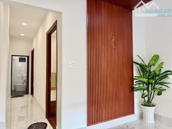 MẶT TIỀN NỘI BỘ 12M DƯƠNG BÁ TRẠC QUẬN 8 SÁT BÊN Q1, 60M2 - 3
