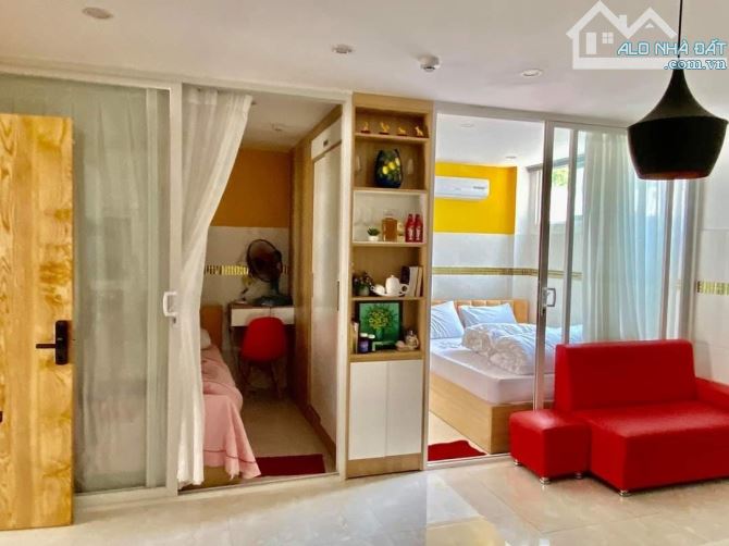 TÒA APARTMENT 6 TẦNG THANG MÁY - 11 PHÒNG KHÉP KÍN - DOANH THU KHỦNG - 100M RA VÕ VĂN KIỆT - 3