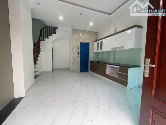 Hiếm!!!! Thượng Cát Nhà Mới 5 Tầng Lô Góc Thang Máy Oto VF3  43m2x5TxMT4m Chỉ 5.85 tỷ - 3