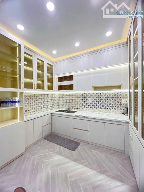 Bán Biệt thự mi ni - tân phú Quận 7 - Giá chỉ 8xtoi - 3