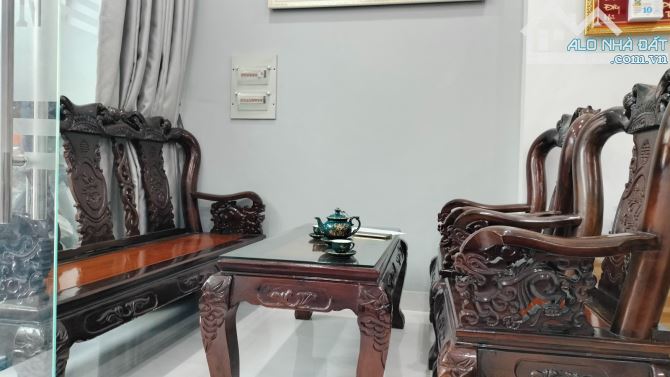 Nhà Mới 4 Tầng 80m2, 4PN, Huỳnh Tấn Phát, Nhà Bè, Xe Hơi Vào Tận Nhà, Sổ Hồng Riêng. Chỉ 8 - 3