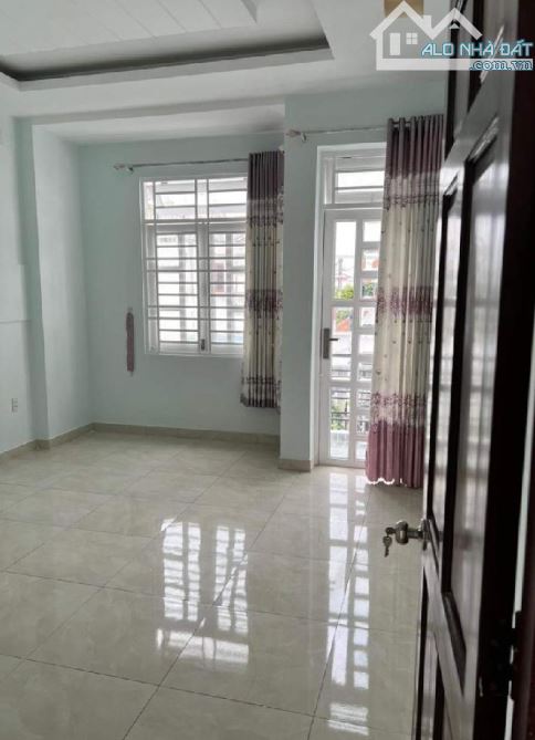 Bán nhà 2 MẶT HẺM XE HƠI 5m_ MỚI ĐẸP 3 tầng NGUYỄN THỊ ĐẶNG Q12 _ 4x17m_5ty990 - 3