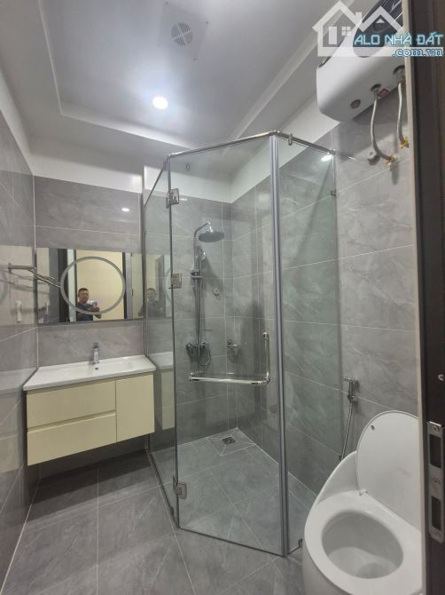 Bán nhà 3 tầng tại Đông Khê, Đông Khê , Ngô Quyền Giá 3 tỷ 9 - 3
