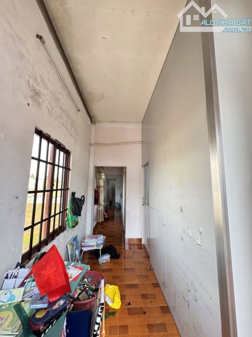 BÁN NHÀ 2 TẦNG, HẺM 5M GIÁP PHẠM VĂN ĐỒNG,LINH TÂY THỦ ĐỨC NHĨNH 50TR  ĐẤT 360M² - 3
