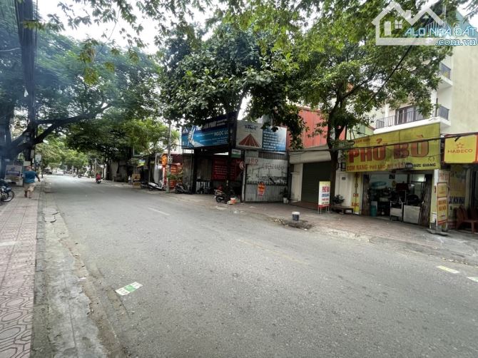 Bán nhà MP Đức Giang, gần 100m vỉa hè, đoạn kinh doanh đẹp nhất phố, giá đầu tư hơn 10 tỷ - 3