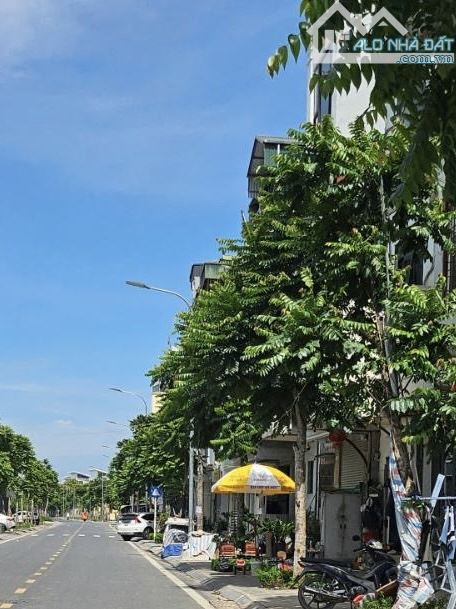 Mua đất tặng nhà cấp 4 kinh doanh tại Ngọc Thuỵ, Long Biên - 3