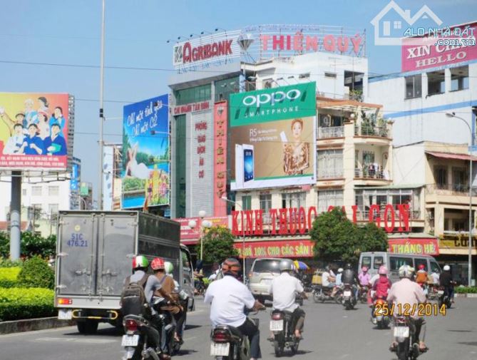 183tr/m2 mặt tiền Q11 ngay Đầm Sen, gần 400m2 - ngang bề thế 21m - 2 tầng, KD sầm uất - 3