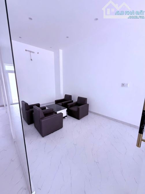 CHO THUÊ hoặc BÁN BIỆT THỰ 3 TẦNG 422m2 MẶT TIỀN ĐƯỜNG NGUYỄN VĂN LƯU (1B) KDC NAM LONG - 3