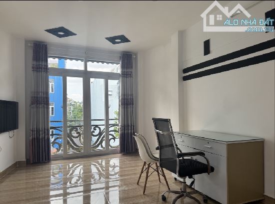 Nhà mới xây đẹp , NKKN quận 3 _ cách Hoàng Sa 10 m - 4