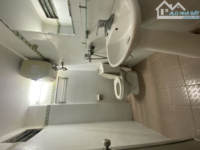 Bán nhà Thái Hà gần phố ở ngay dân xây khung cột chắc chắn 31m 5 tầng đầy đủ công năng giá - 4