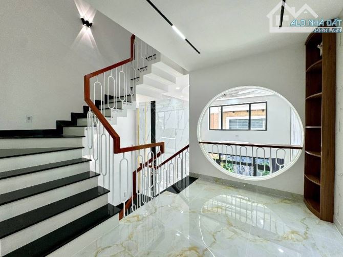 NHÀ ĐẸP  TT GÒ VẤP – CHÍNH CHỦ XÂY Ở TÂM HUYẾT NGANG 4 X 14 NHÀ 4 TẦNG SÂN THƯỢNG  4PN - 4