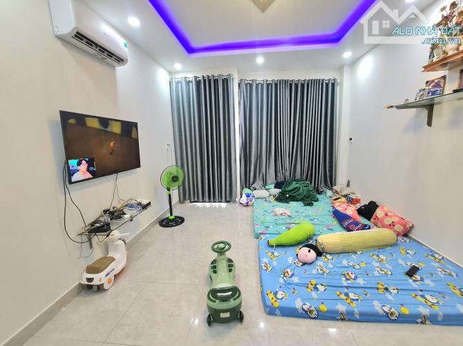 Bán nhà 3 Tầng Hẻm xe tải 8m Đường 30!Linh Đông Thủ Đức DT 70m2 Giá 8.95 Tỷ - 4