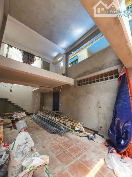 bán nhà Ngõ Đội Cấn, Ba Đình DT 37m, 6 Tầng, MT 4.2m 🧧Gia 10.9tỷ - 4