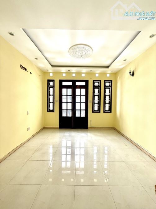 CC bán gấp Nhà Hẻm 6m Đ, Yên Thế P2 Tân Bình 60m2 4 Tầng giá chỉ 12.9 Tỷ - 4