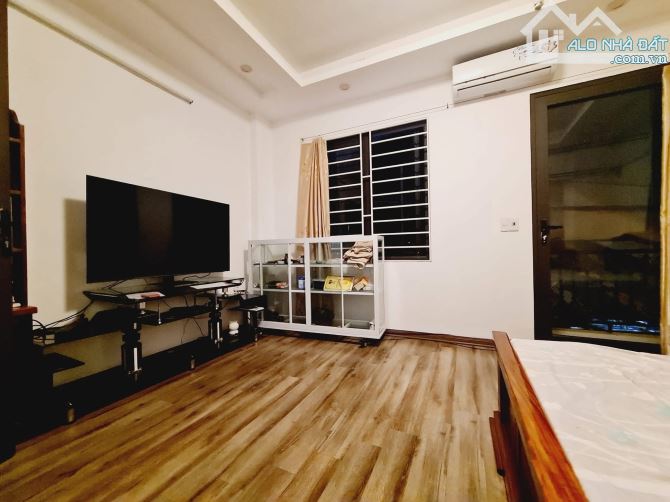 🚗 PHÚC ĐỒNG 35M² 5 TẦNG MẶT NGÕ OTO THÔNG KINH DOANH – 9 TỶ - 4