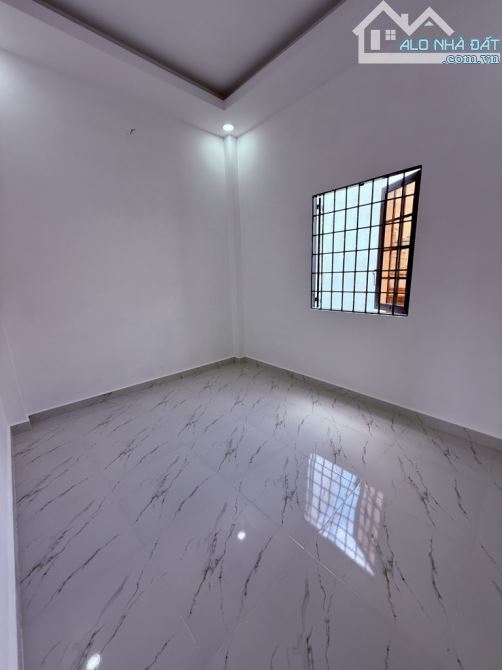 MỚI TINH VÀO Ở NGAY - 3 TẦNG  - OTO - NGUYỄN QUÝ YÊM- AN LẠC, BÌNH TÂN-DT: 4*12M- 5 TỶ 4 - 4