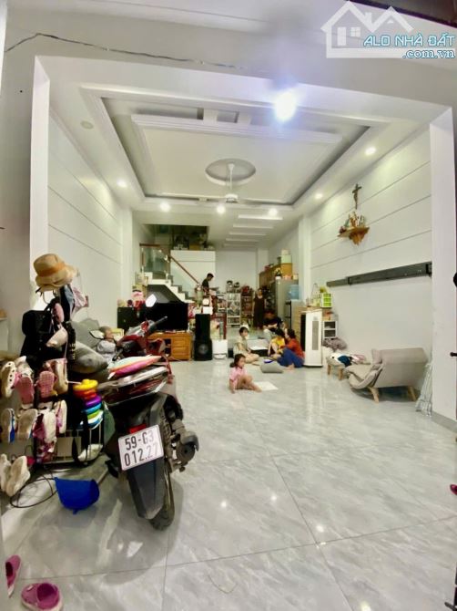 BÁN NHÀ 3 TẦNG ĐÚC TRUNG MỸ TÂY 13 QUẬN 12 zIÁ RẺ 4.4 Tỉ - 4