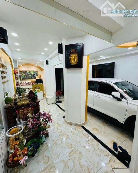 Bán Nhà Hẻm Xe Hơi Lê Văn Sỹ, Quận 3: Ngang Khủng 6.2M, 6 Tầng, Chỉ 19.8 Tỷ TL! - 4
