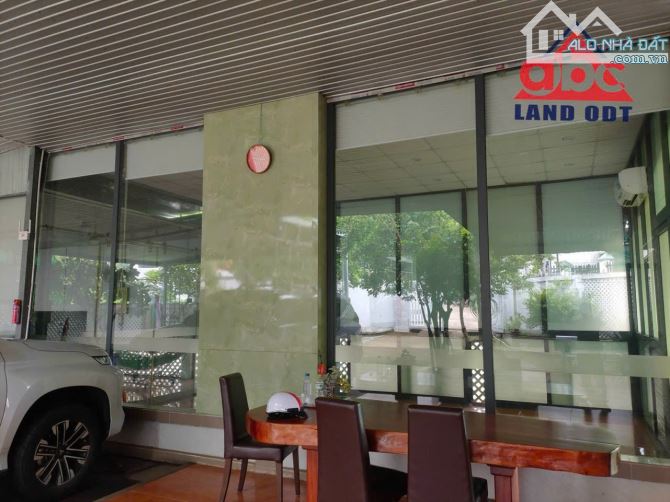 Bán đất tặng nhà Mái Thái Bình Minh, TB. 1ha shr, QH thổ cư. Ngay trường Trịnh Hoài Đức, c - 4