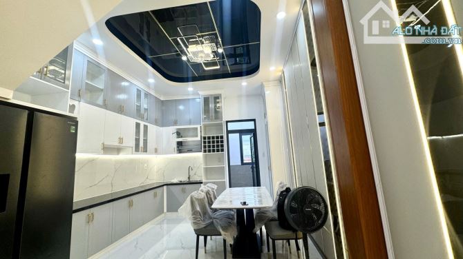 Bán nhà hẻm 83.76 Đào Tông Nguyên giá rẻ hơn thị trường 10%. - 4