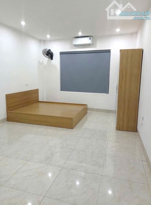 NHÀ MỚI BẮC TỪ LIÊM-ÔTÔ 7 CHỖ ĐỖ CỬA-5M Ô TÔ TRÁNH-GẦN QUẬN UỶ VÀ NHIỀU TRƯỜNG ĐẠI HỌC - 4