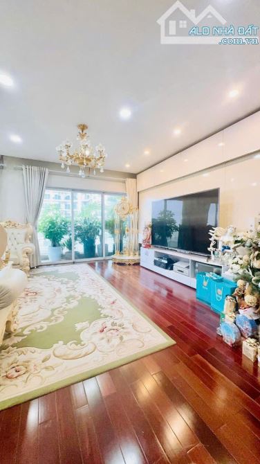 CĂN HỘ DUPLEX - GOLDEN WESTLAKE LÔ GÓC DUPLEX - ĐỘC NHẤT - ĐẸP NHẤT - 2 MẶT PHỐ HÀNG HIỆU - 4